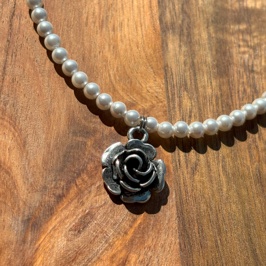 Trachtenkette/ Perlencollier Rosanna weiß