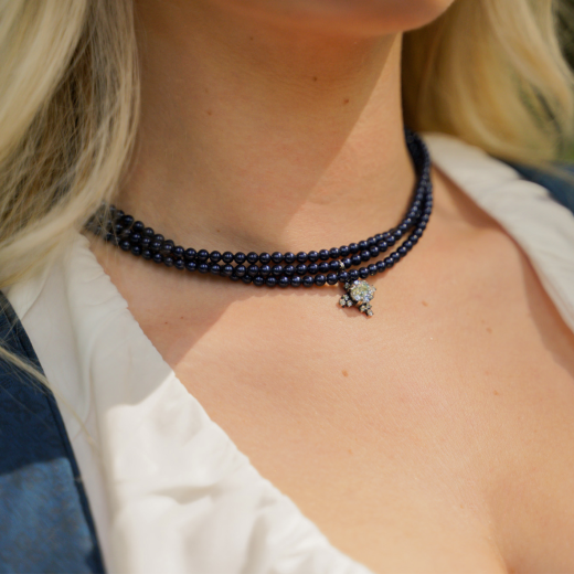 Perlencollier Stella dunkelblau mit wasserblauem Kristallstein