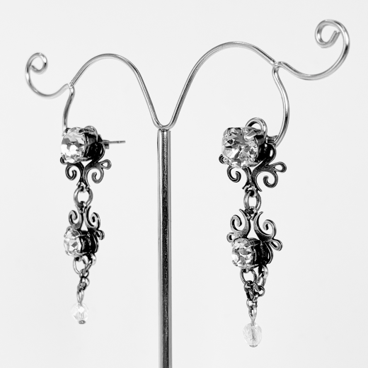 Ohrstecker Lilly weiß